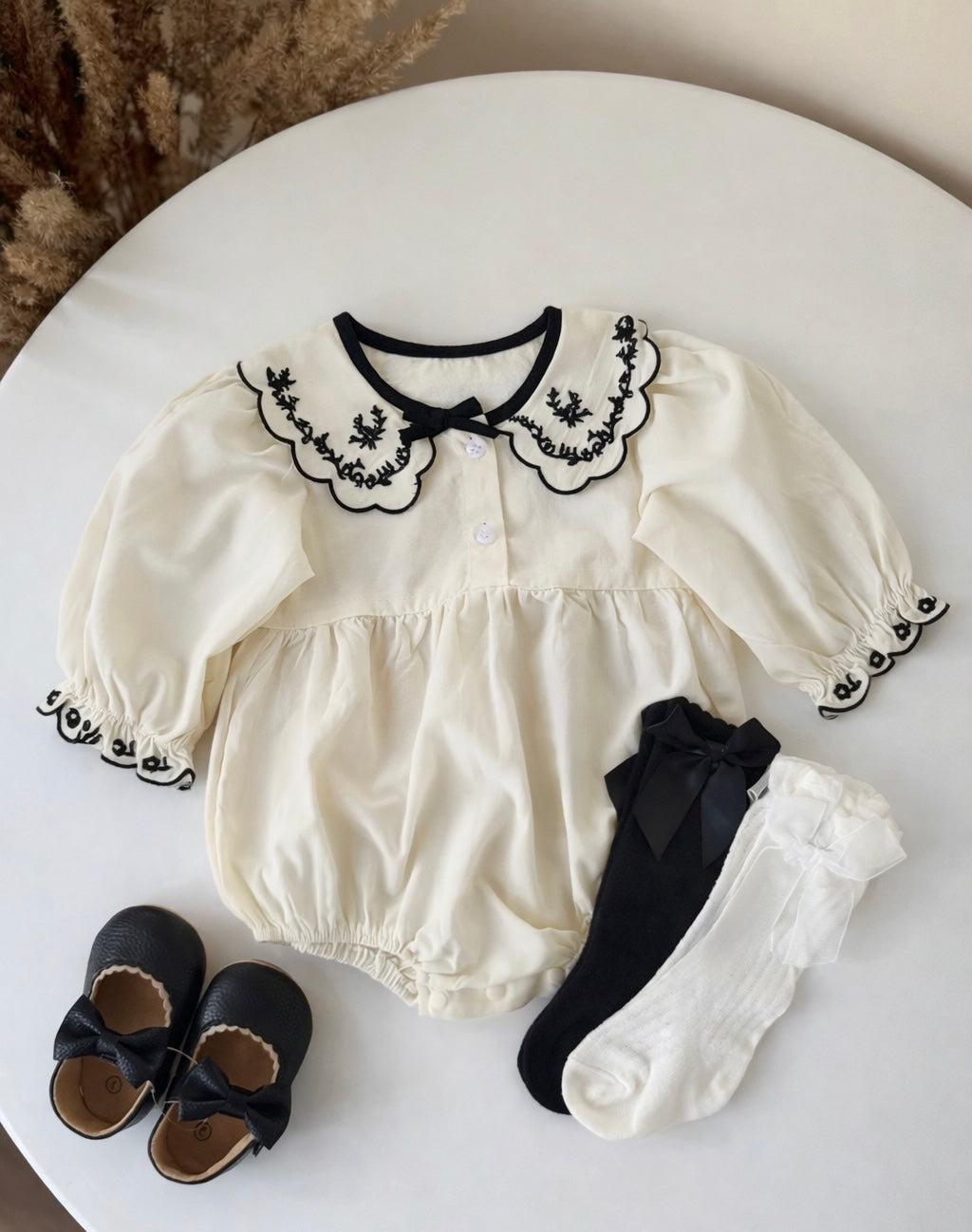 SET ROMPER,KEPUCE & CORAPET E BARDHA